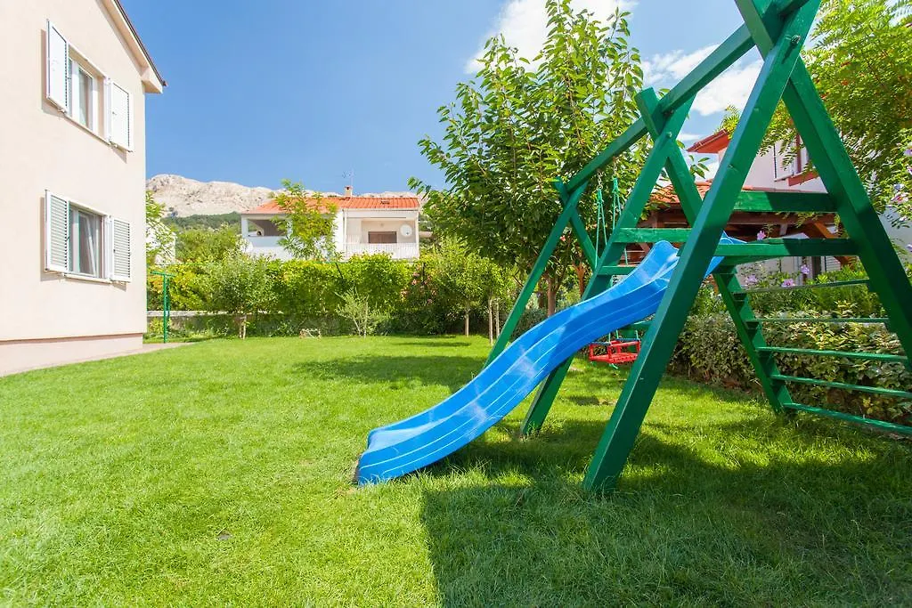 Apartments Mia Baška 0*,