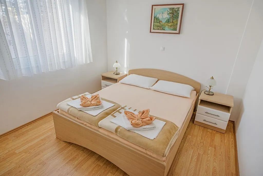 Apartments Mia Baška 0*,  Kroatien